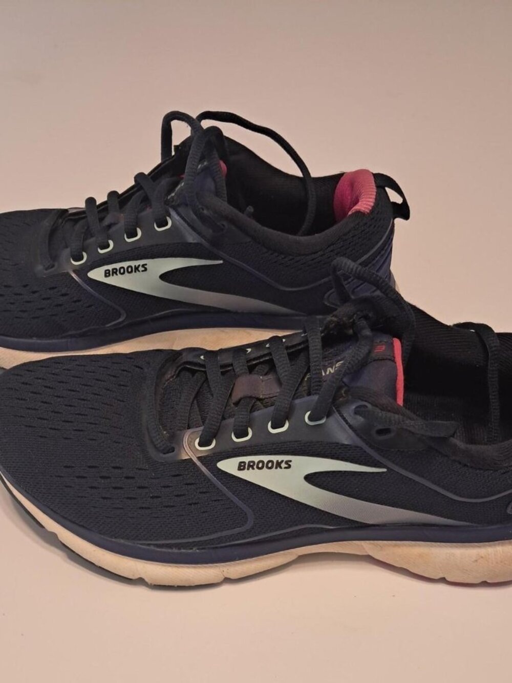 Brooks Transmit 3 Women's Navy and Purple Trainers